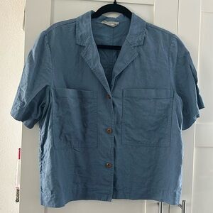 100% linen camp collar shirt from Everlane.